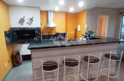 Cobertura 2 dormitórios, 3 banheiros, 2 vagas de garagem, santo antônio, porto alegre.