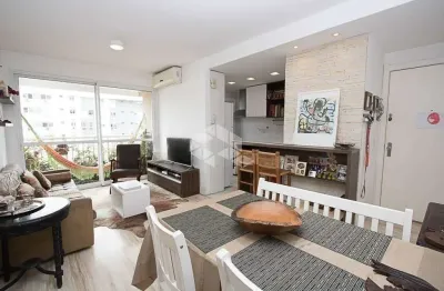 Apartamento 2 dormitórios, 1 suíte, 2 vagas de garagem, bairro passo da areia, porto alegre.