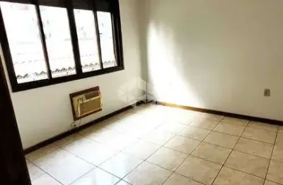 Apartamento 2 dormitórios, bairro centro histórico.