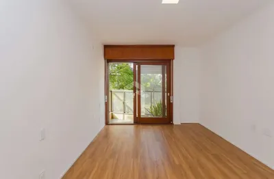 Excelente Apartamento de 3 dormitórios 2 vagas no Menino Deus.