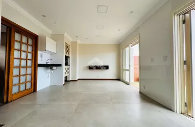 Cobertura reformada com terraço, churrasqueira e vaga no jardim lindóia