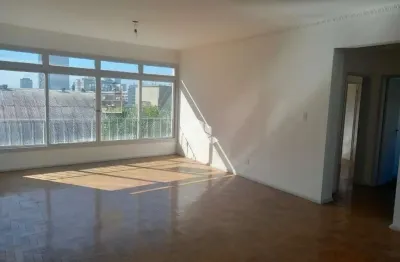Apartamento de 4 dormitórios com vaga no moinhos de vento.