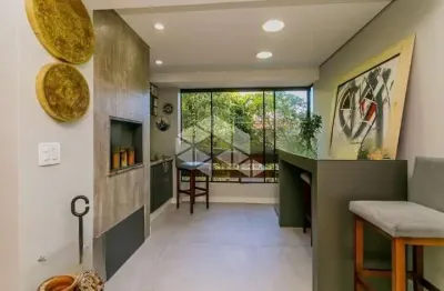 Apartamento com 2 dormitórios, 1 vaga no bairro petrópolis