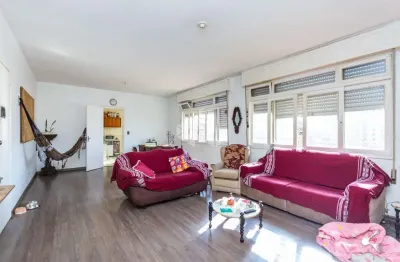 Apartamento com 3 quartos à venda na Rua Ramiro Barcelos, 2129, Rio Branco, Porto Alegre