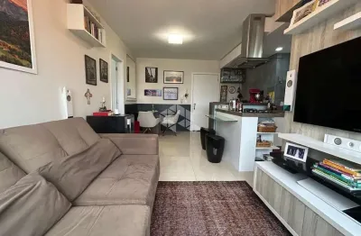 Apartamento 02 dormitório, suite, andar alto, no condominio spot