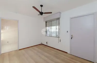 Apartamento de 2 dormitorios na rua botafogo, bairro menino deus