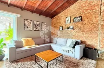 Cobertura com 2 quartos e 151m² e vaga à venda em petrópolis