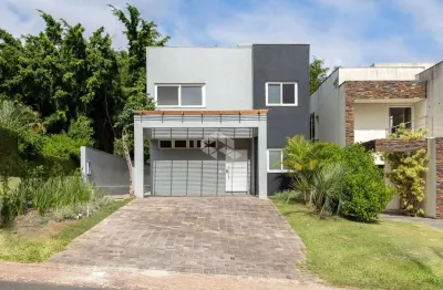 Casa em condomínio fechado com 4 quartos à venda na Avenida Juca Batista, 8000, Belém Novo, Porto Alegre