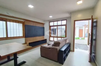 Casa geminada 2 dormitórios, semimobiliada e com suíte em vera cruz