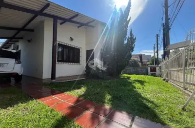 Casa com 3 quartos à venda na São Pedro, 135, Centro, Santa Cruz do Sul