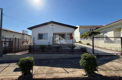 Casa com 3 quartos à venda na Presidente Prudente De Moraes, 352, Goiás, Santa Cruz do Sul