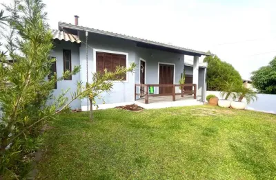 Casa 02 dormitórios com piscina no bairro arroio grande em santa cruz do sul!