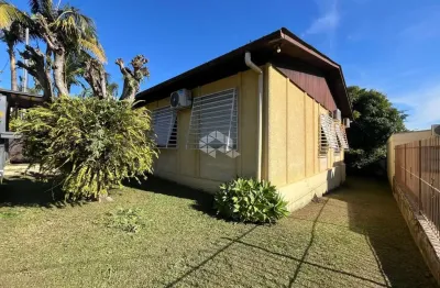 Casa com 2 quartos à venda na Doutor André Bator, 44, Santo Inácio, Santa Cruz do Sul