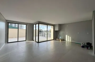 Apartamento no centro com 03 dormitórios suítes e terraço