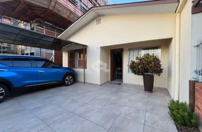 Casa com 3 quartos à venda na São Gabriel, 122, Centro, Santa Cruz do Sul