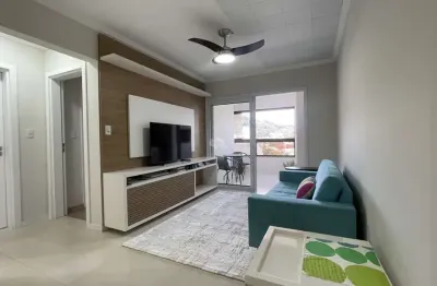 Apartamento semimobiliado, 02 dormitórios, com ampla sacada, no santo inácio!