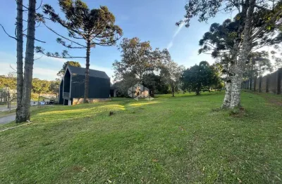 Terreno plano e amplo no condomínio Country Ville, em Santa Cruz do Sul.