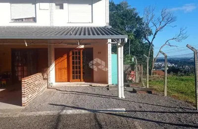 Casa em condomínio fechado com 1 quarto à venda na Rua Henrique Niedersberg, 25, Arroio Grande, Santa Cruz do Sul