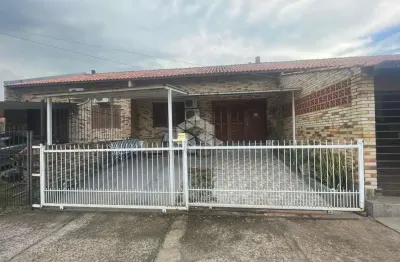 Geminado com 2 dormitórios localizado no Bairro Arroio Grande