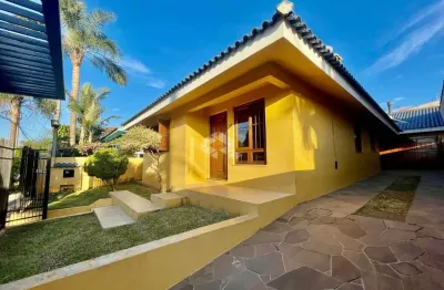 Casa com 3 quartos à venda na Dos Ciprestes, 125, Pinheiro Machado, Santa Maria