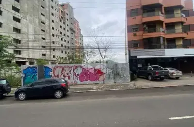 Grande terreno a venda medindo 13x70 no bairro nossa senhora medianeira