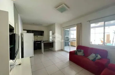 Casa com suíte e piscina à venda - condomínio fechado terra nova