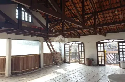 Casa com 9 quartos à venda na Rua Doutor Estevão Montebello, 648, Vila Picinin, São Paulo