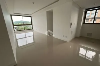 Apartamento no bairro jurerê internacional, em florianópolis, sc, 02 dormitórios sendo 02 suítes, e 01 vaga de garagem.