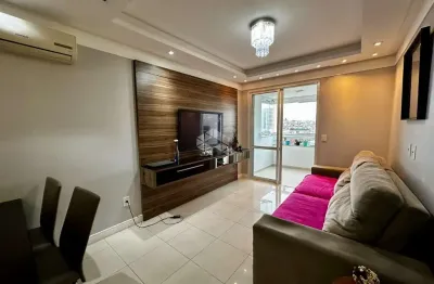 Apartamento com 3 quartos sendo 1 suíte e 2 vagas de garagem no bairro campinas em são josé/sc