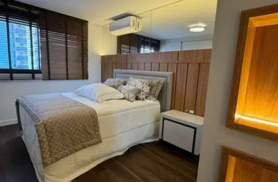 Apartamento 2 dormitorios com suíte, vaga de garagem piscina no bairro campinas são josé/sc