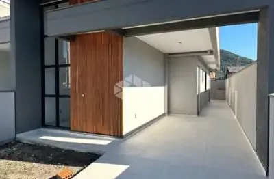 Casa com 2 quartos à venda na Rute Cane Da Cruz Elias, 18, Forquilhas, São José