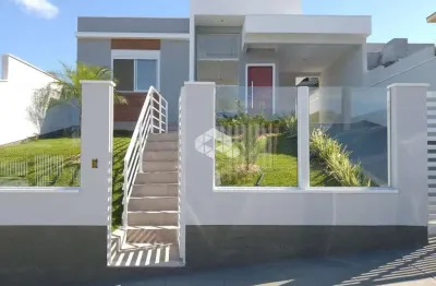 Casa nova, charmosa e pronta pra você morar no bairro potecas.