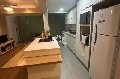 Apartamento com 2 quartos/dormitórios no bairro Kobrasol, em São José - SC