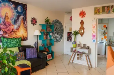 Apartamento à Venda | 3 Quartos | Suíte | Sacada | 4º Andar | Localização Privilegiada