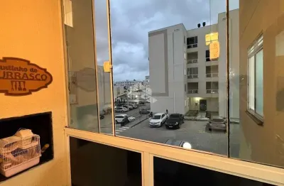 Apartamento com sacada 2 quartos e 1 vaga de garagem no bairro areias em são josé/sc