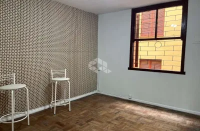 Apartamento térreo, 1 dorm/quarto, com vaga rotativa