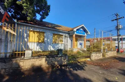 Casa com 3 quartos à venda na Rua Voluntários da Pátria, 457, São Geraldo, Porto Alegre