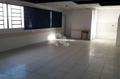 Prédio comercial  no 4º distrito -  bairro floresta com  297m² de área útil.