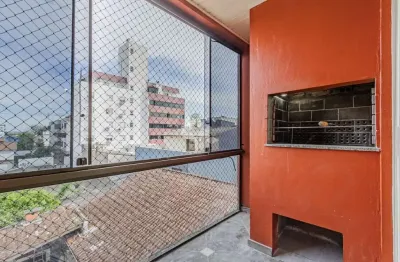 Apartamento de 2 dormitórios. sacada com churrasqueira. garagem coberta em cachoeirinha