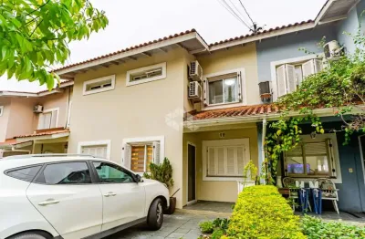 Casa em condomínio com 3 dormitórios, sendo 1 suite, 2 vagas na zona sul