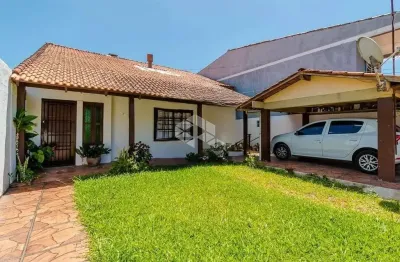 Casa de 220m² com 4 dormitórios à venda na zona sul de porto alegre