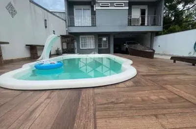Casa com 4 quartos à venda na Avenida Nonoai, 724, Nonoai, Porto Alegre