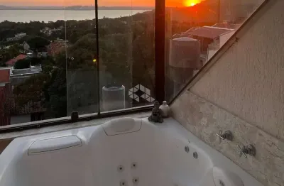 Casa com 4 quartos à venda na Rua Doutor Arnaldo da Silva Ferreira, 336, Jardim Isabel, Porto Alegre