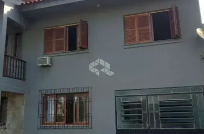 Casa de 03 dormitórios no bairro neópolis em gravataí.
