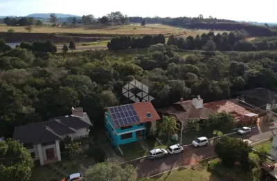 Sua família merece. excelente casa em condomínio fechado!