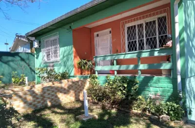 Ótima casa para quem gosta de muito espaço, 3 dormitórios próximo ao centro de viamão