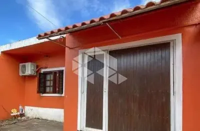Casa / 2 dormitórios / 2 vagas / jardim algarve / porto verde / alvorada / rs