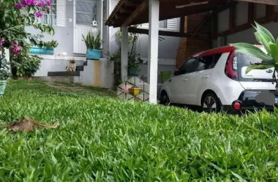 Casa com 2 quartos à venda na Rua Ana Terra, 64, Martinica, Viamão