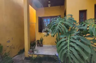 Casa com 2 quartos à venda na Rua Águias, 119, Jardim Algarve, Alvorada