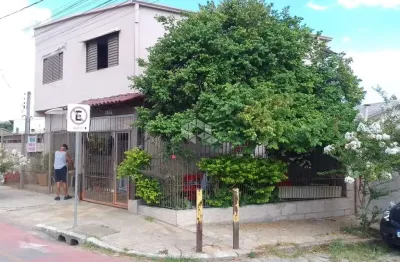 Casa com 4 quartos à venda na Avenida Ignês E Fagundes, 3654, Restinga, Porto Alegre